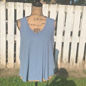 NWOT GAP tank top. Size L.
